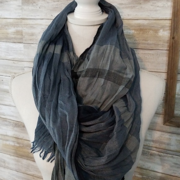 Multi Colored Blue Scarf - Picture 2 of 8